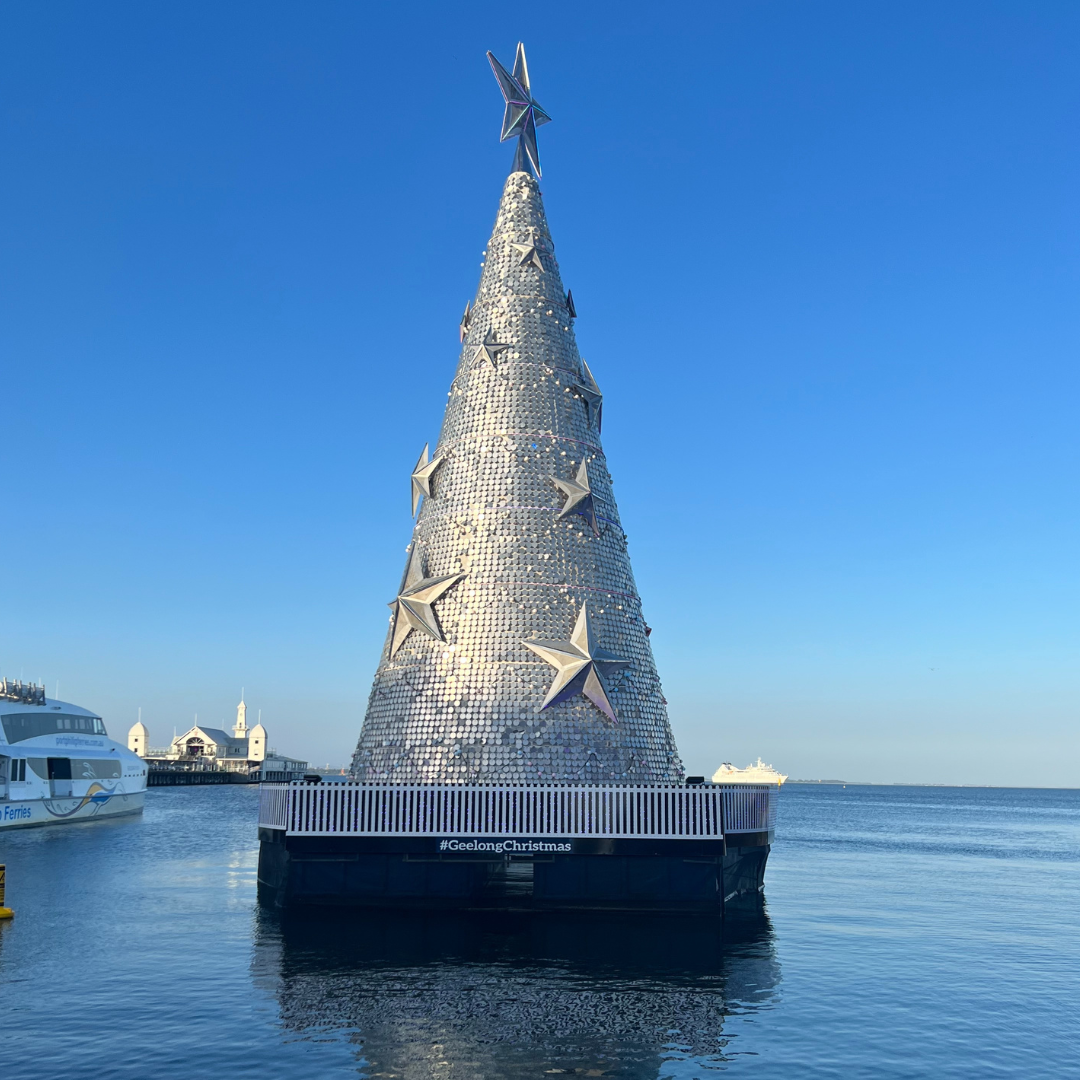 Geelong-Christmas-Tree-Corio-Bay