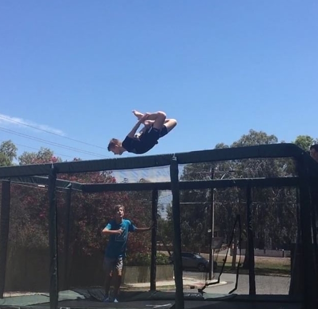 adelaide-boys-trampoline-tricks
