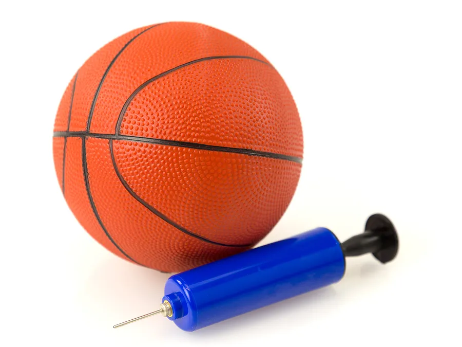 GeeTramp Basketball Ball & Pump Set